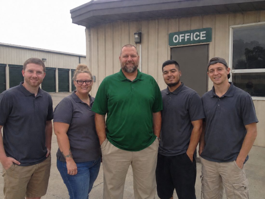 Pest control professionals in Johnson City, TN
